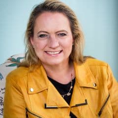 Headshot of Nikki Lewin